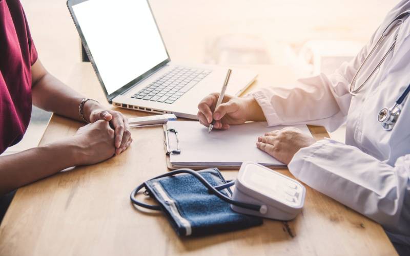 Consulta Médica Presencial e Online